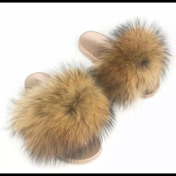 Cozy Faux Fur Women's Slippers - Brown - Picture 1 of 5